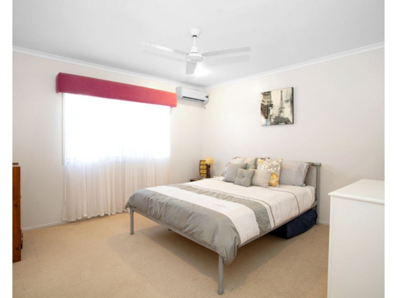 19 Caledonian Drive, Beaconsfield QLD 4740