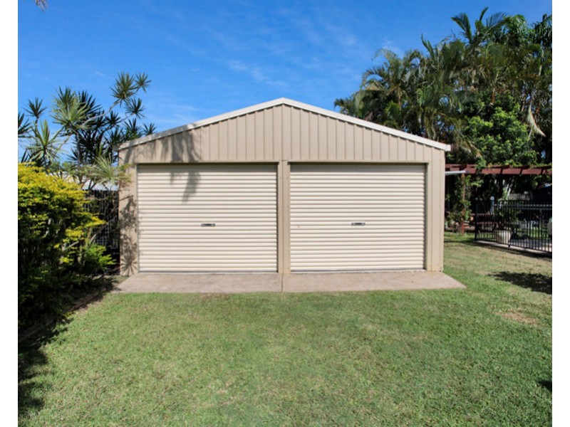19 Caledonian Drive, Beaconsfield QLD 4740
