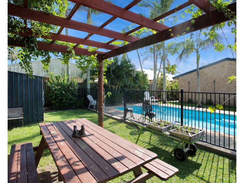 19 Caledonian Drive, Beaconsfield QLD 4740