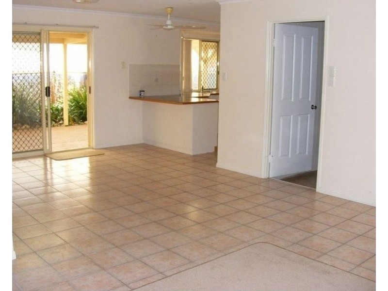 2 Michelle Crescent, Bucasia QLD 4750