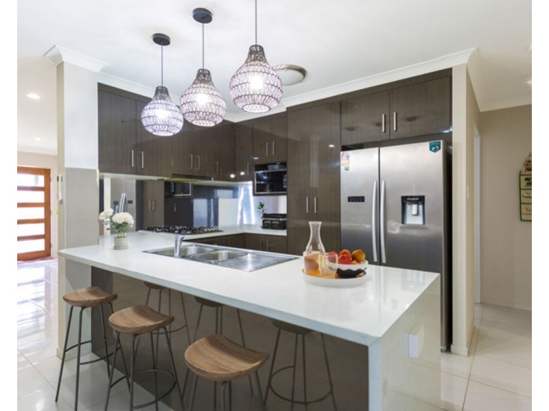 7 Cove Court, Bakers Creek QLD 4740