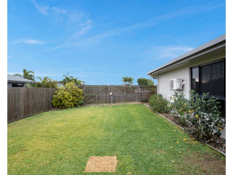 7 Cove Court, Bakers Creek QLD 4740