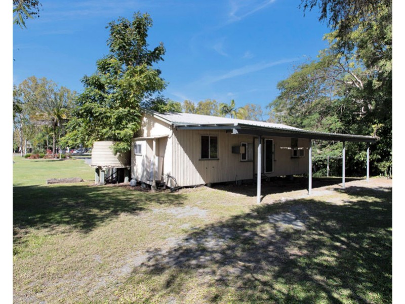 10 Chelona School Road, Chelona QLD 4740