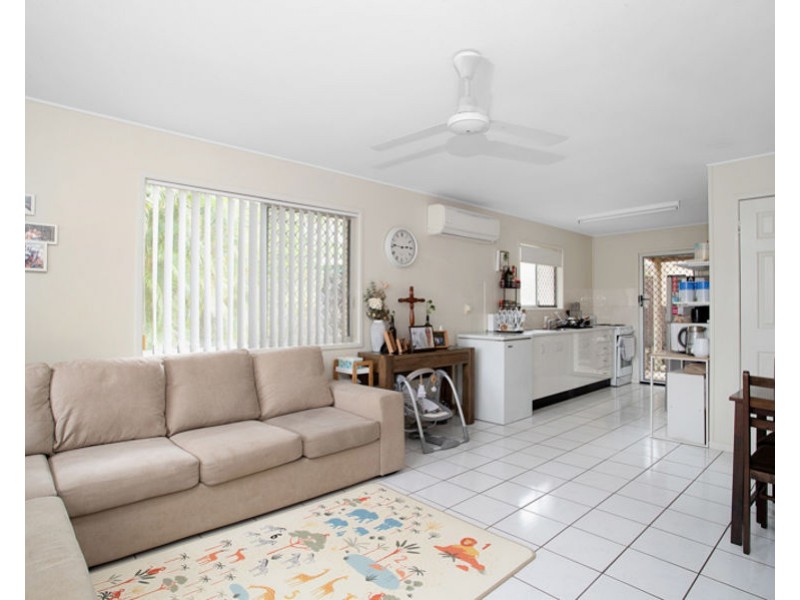 12 Petrel Street, Slade Point QLD 4740
