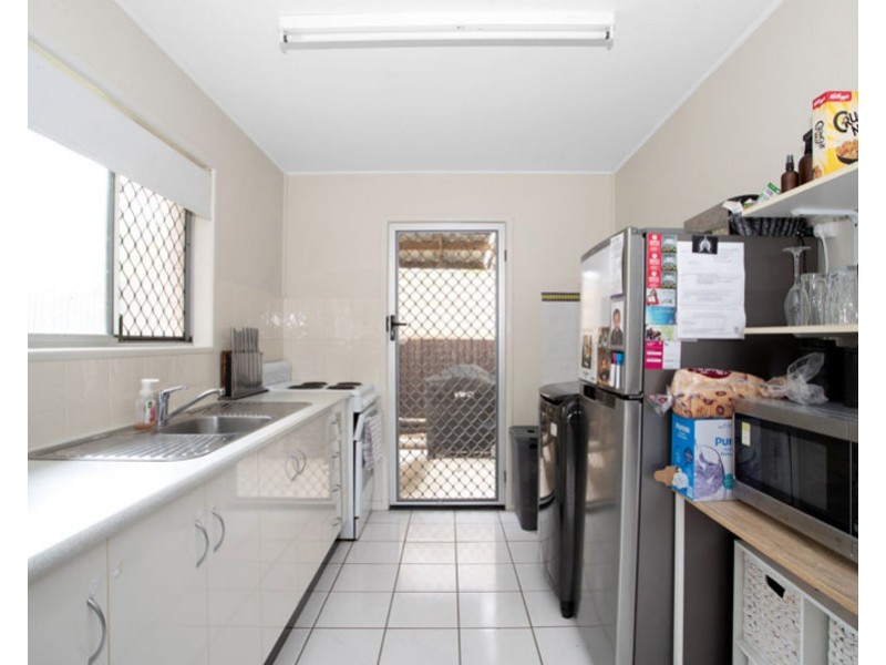 12 Petrel Street, Slade Point QLD 4740