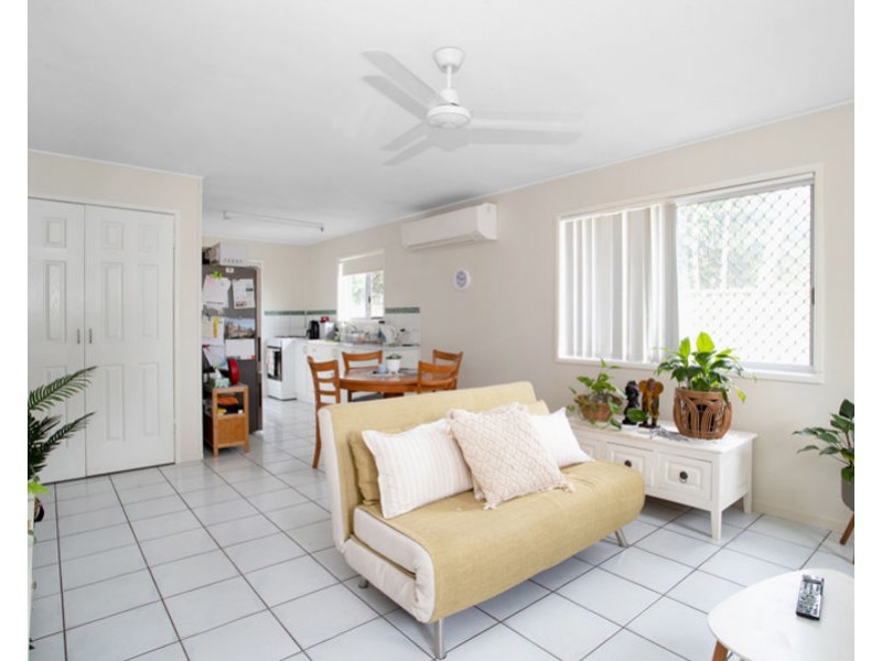 12 Petrel Street, Slade Point QLD 4740