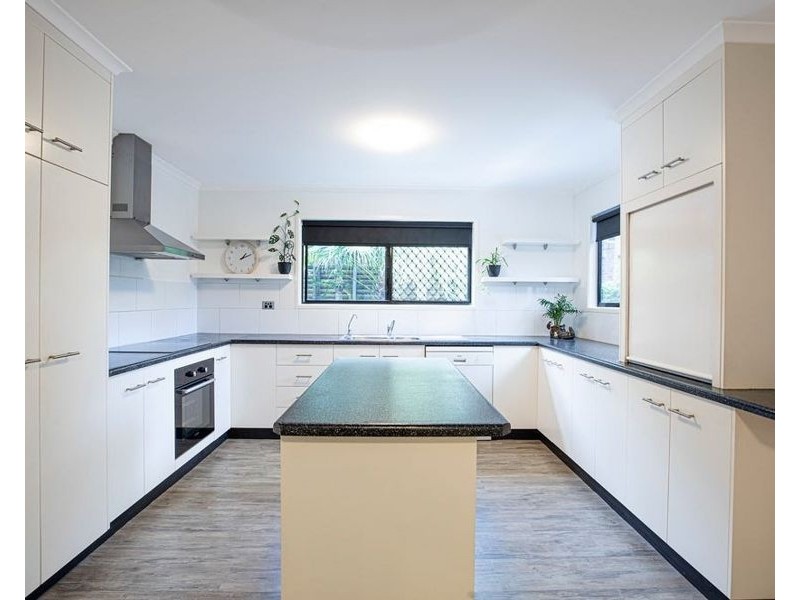 3 McCready Street, Rural View QLD 4740