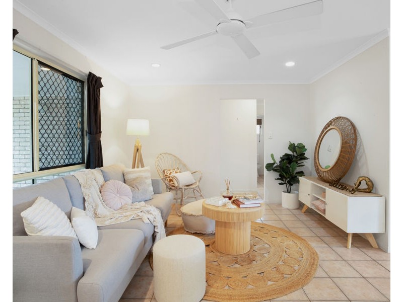 2 Michelle Crescent, Bucasia QLD 4750