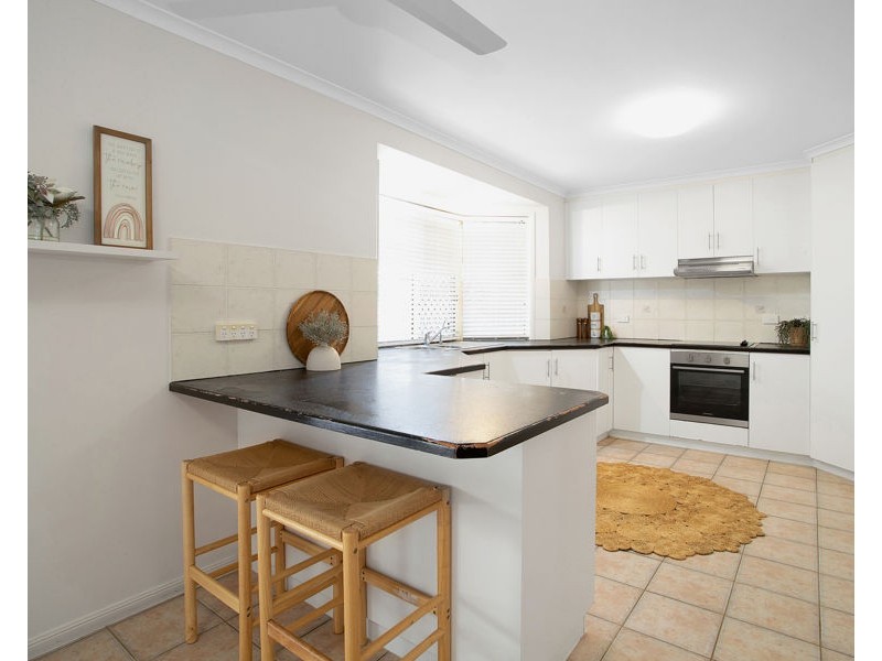 2 Michelle Crescent, Bucasia QLD 4750