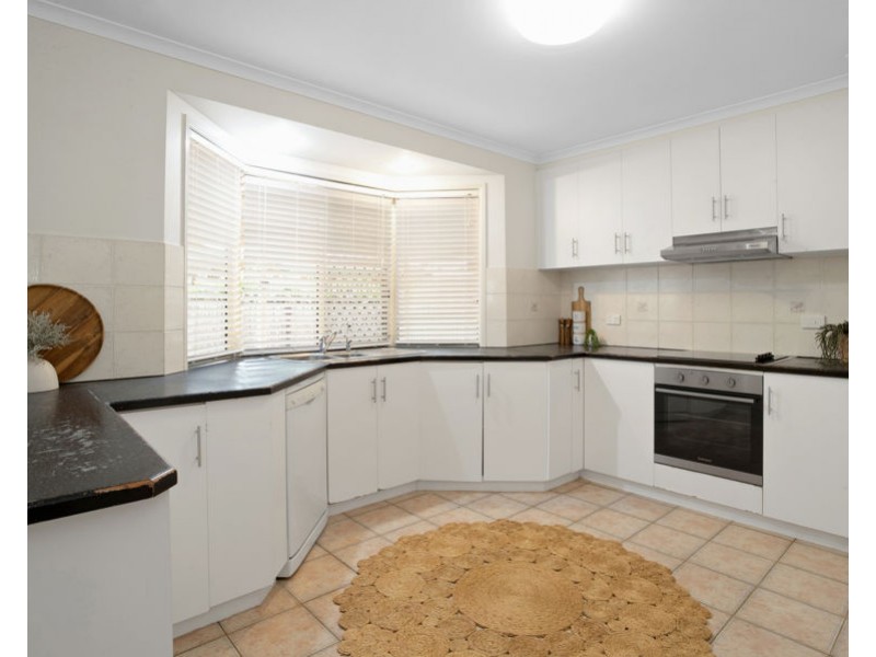 2 Michelle Crescent, Bucasia QLD 4750