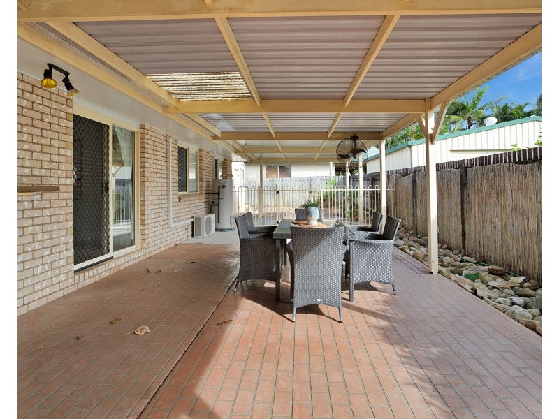 2 Michelle Crescent, Bucasia QLD 4750