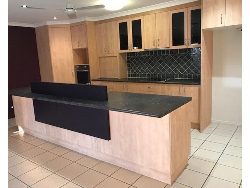 6 Foundation Street, Glenella QLD 4740