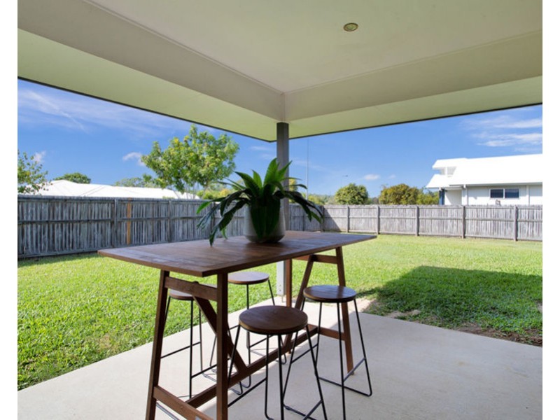 28 Lawrence Street, Walkerston QLD 4751