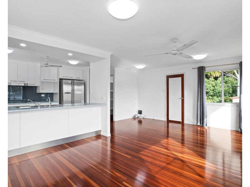 61 Melba Street, Armstrong Beach QLD 4737