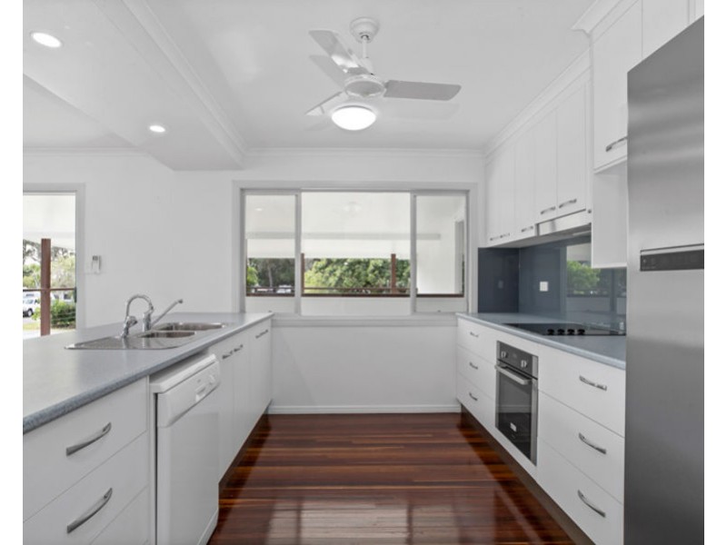 61 Melba Street, Armstrong Beach QLD 4737