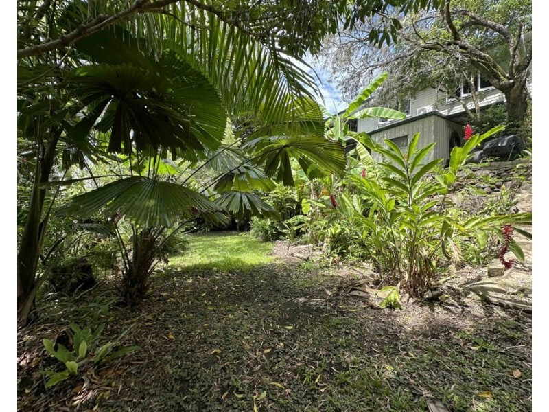 1 Berry Street, North Mackay QLD 4740