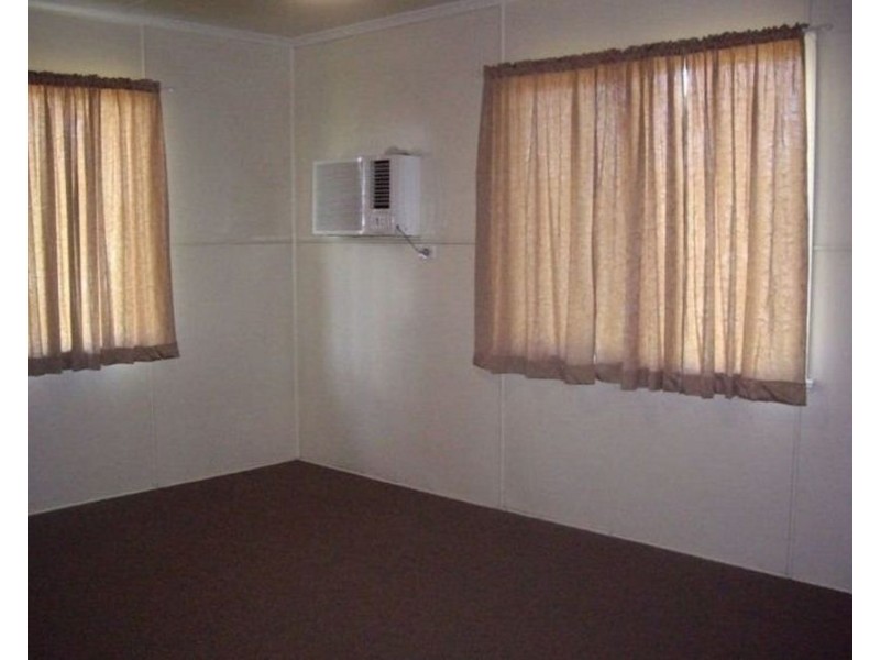 15 Ness Street, West Mackay QLD 4740