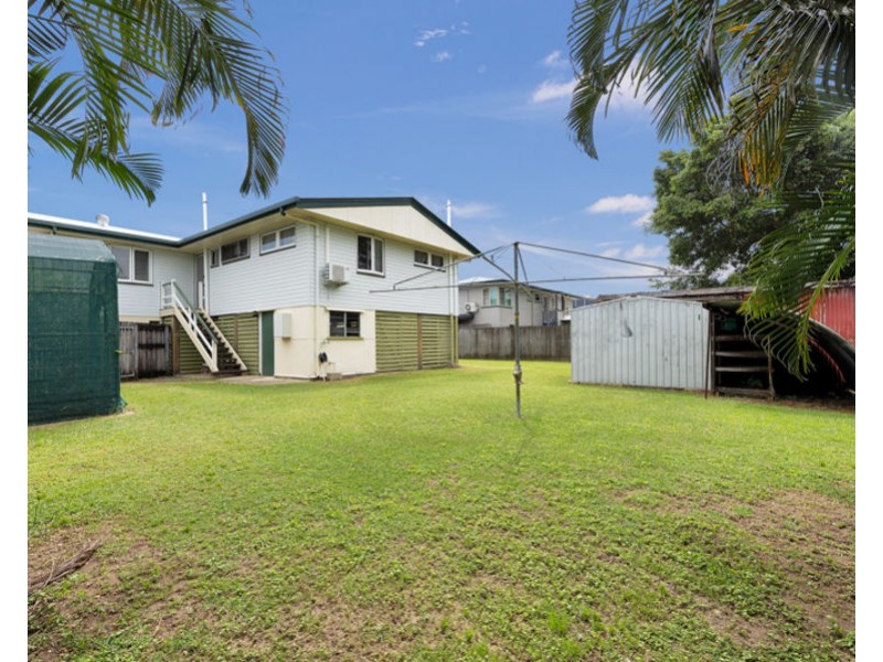 21 Macrossan Street, East Mackay QLD 4740