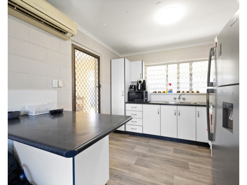 1&2/4 Leeuwin Court, Andergrove QLD 4740