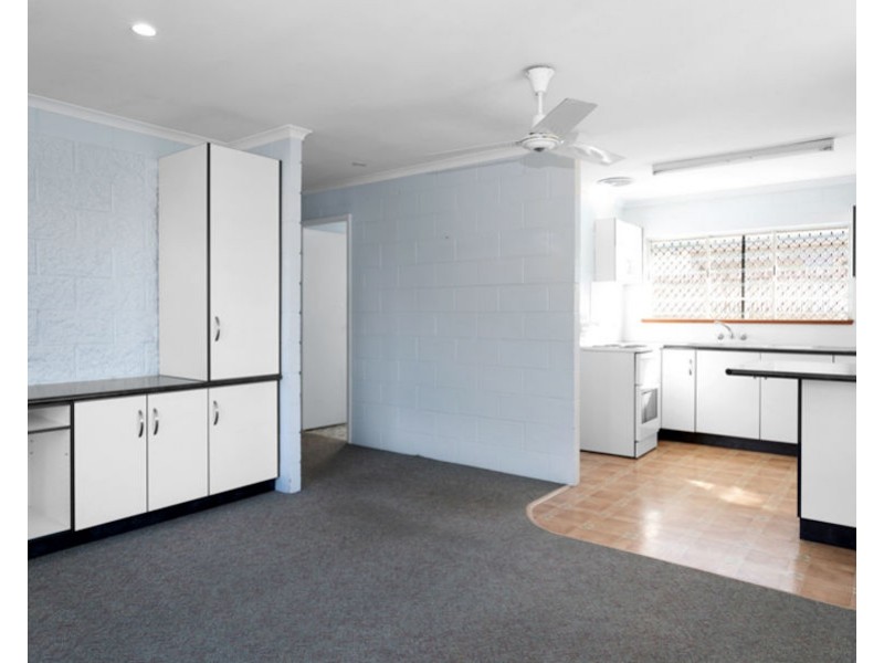 1&2/4 Leeuwin Court, Andergrove QLD 4740