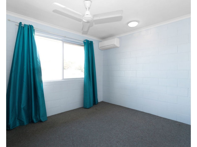 1&2/4 Leeuwin Court, Andergrove QLD 4740