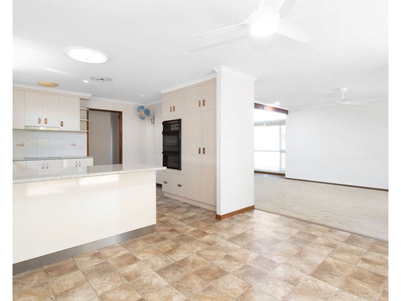 1 Marianna Court, Mount Pleasant QLD 4740