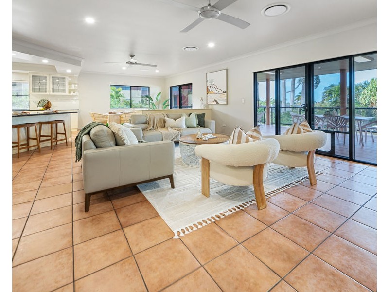 4 James Croker Drive, Mount Pleasant QLD 4740