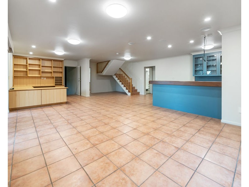 4 James Croker Drive, Mount Pleasant QLD 4740