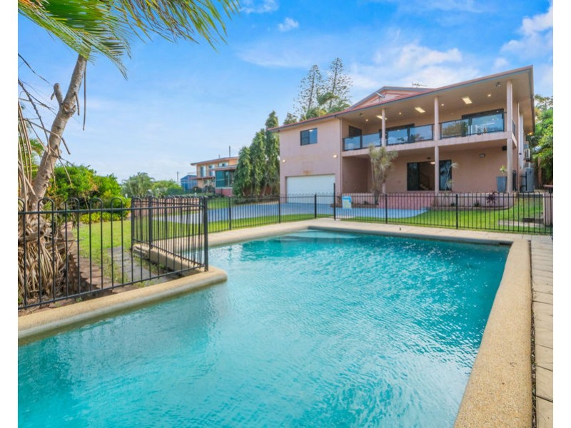 4 James Croker Drive, Mount Pleasant QLD 4740
