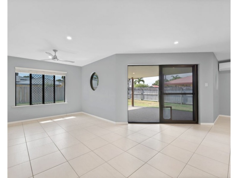 38 Companion Way, Bucasia QLD 4750