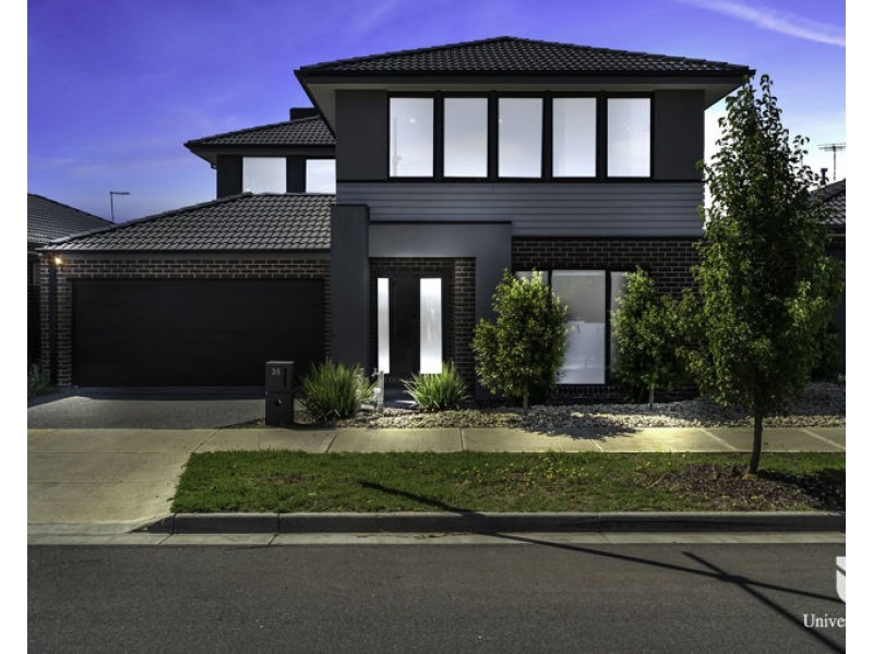 35 Upthorpe Way, Mickleham VIC 3064