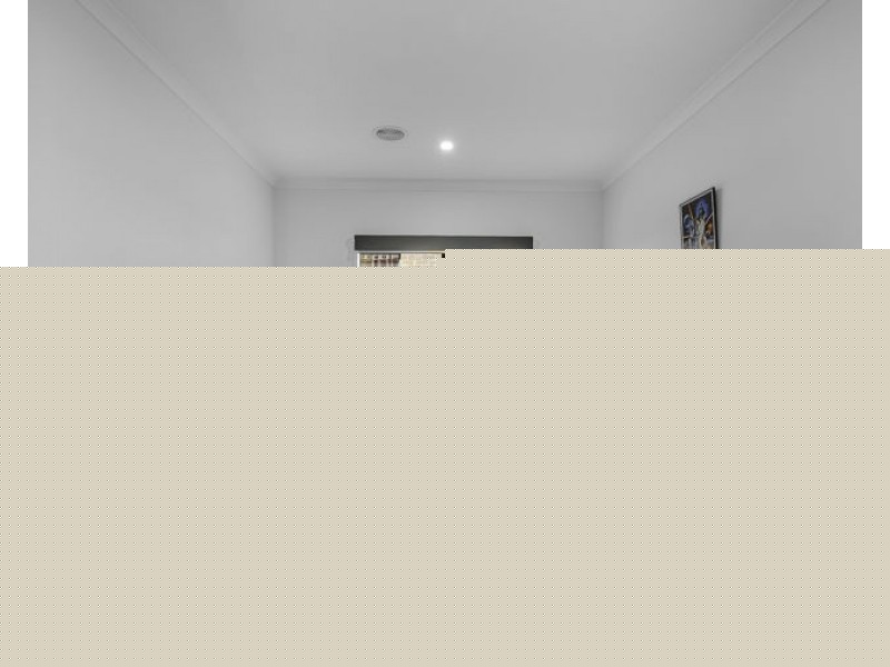 35 Upthorpe Way, Mickleham VIC 3064