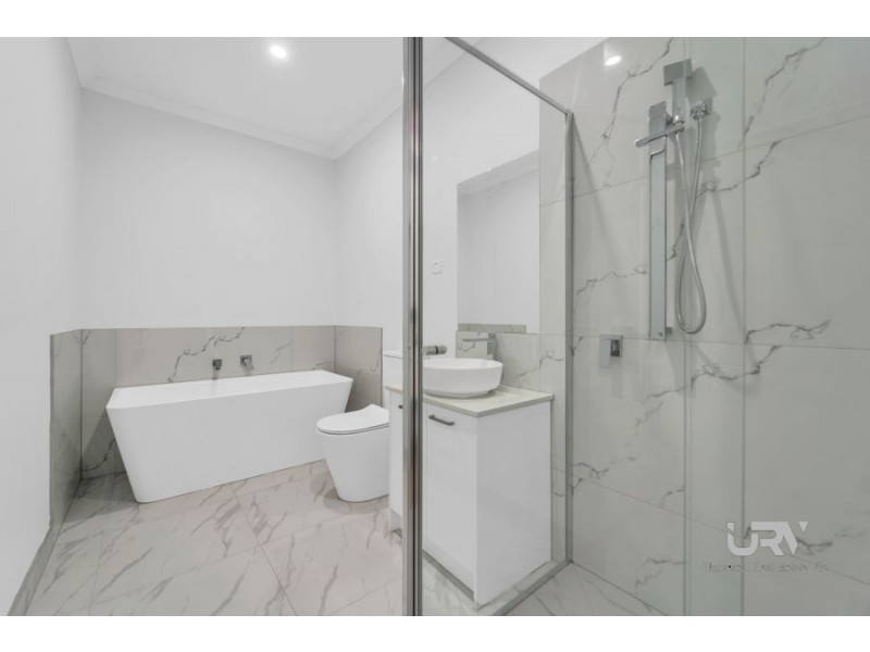 43 Bowenia Avenue, Craigieburn VIC 3064
