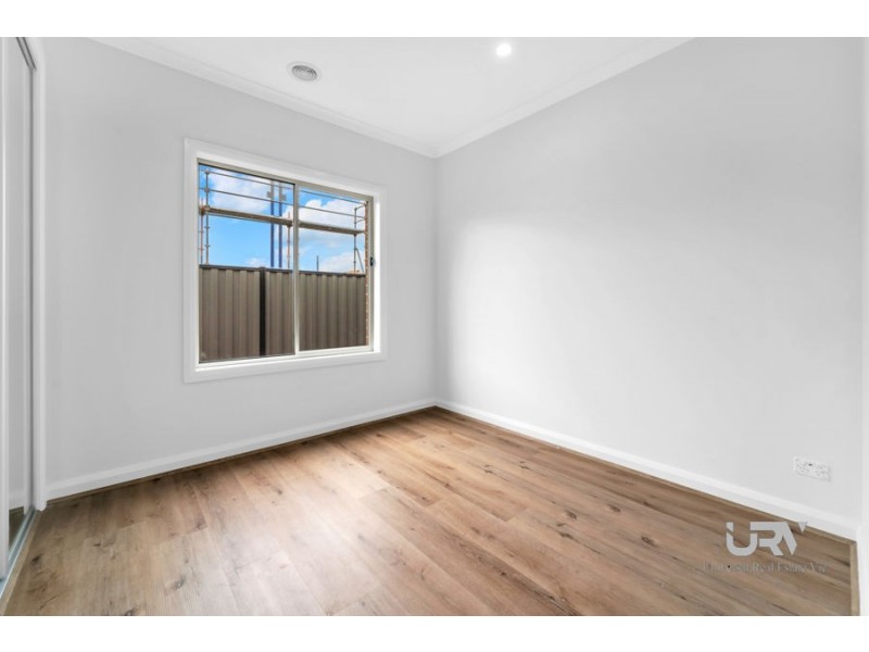 43 Bowenia Avenue, Craigieburn VIC 3064