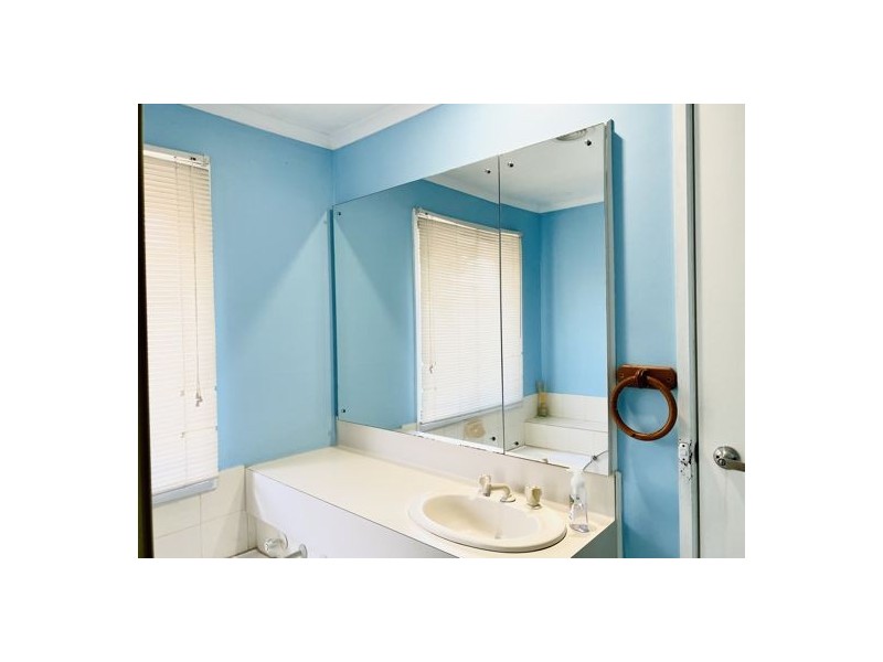 20 Cowes Street, Craigieburn VIC 3064