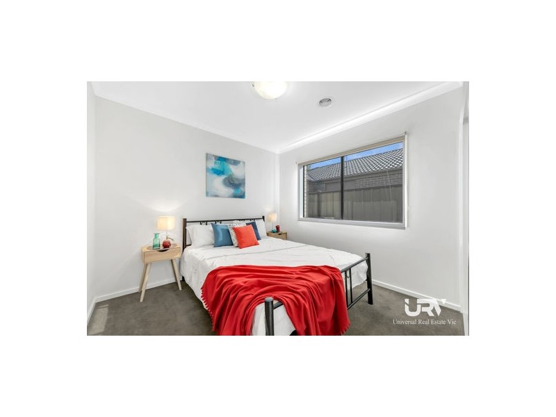 13 Eveline Street, Craigieburn VIC 3064