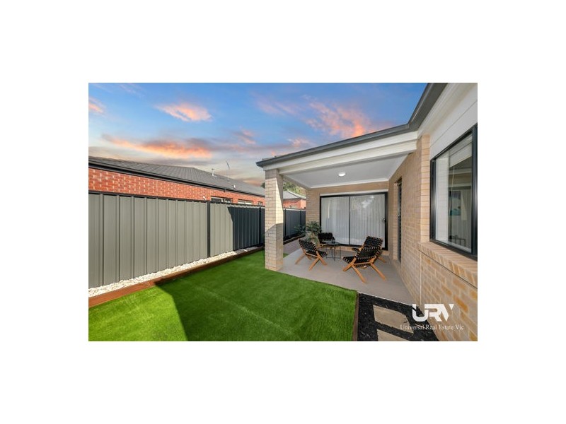 13 Eveline Street, Craigieburn VIC 3064
