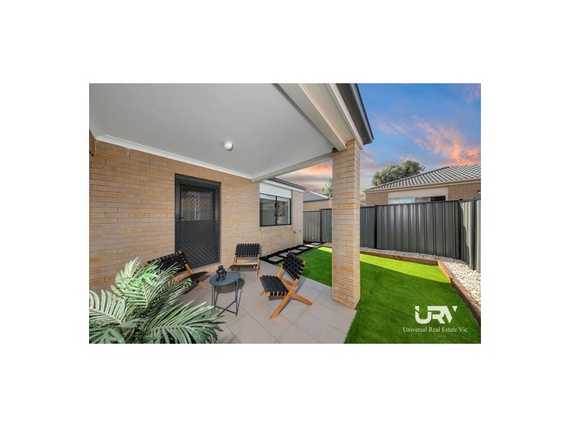 13 Eveline Street, Craigieburn VIC 3064