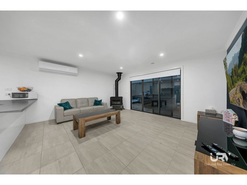 1 Dampiera Avenue, Wallan VIC 3756