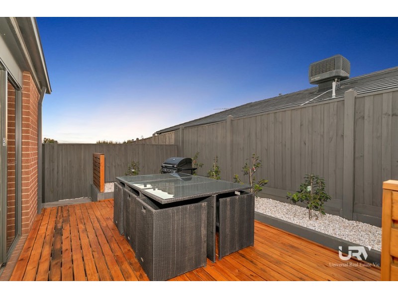 1 Dampiera Avenue, Wallan VIC 3756