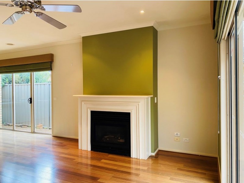 33 Princes Circuit, Craigieburn VIC 3064