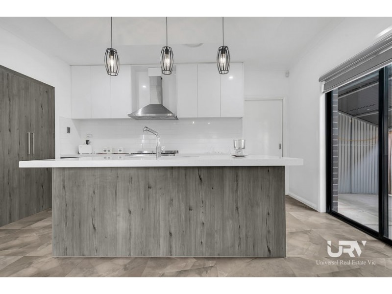 29 Turion Drive, Mickleham VIC 3064