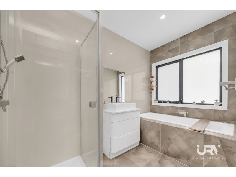 29 Turion Drive, Mickleham VIC 3064