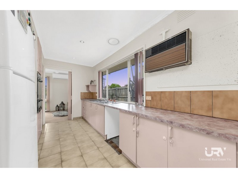 14 Commonwealth Court, Craigieburn VIC 3064