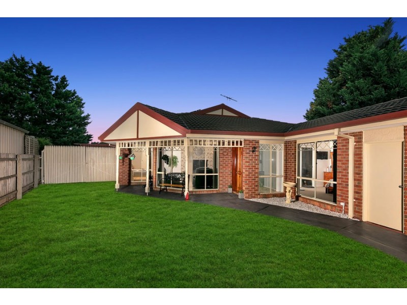 4 Padstowe Court, Craigieburn VIC 3064