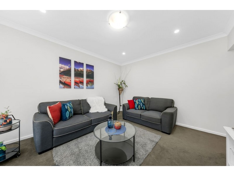 13 Eveline Street, Craigieburn VIC 3064
