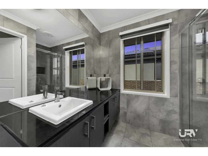 26 Brentwick Drive, Craigieburn VIC 3064