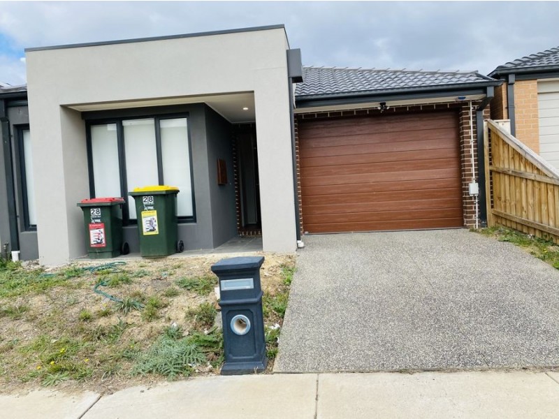28 Colwood Avenue, Mickleham VIC 3064