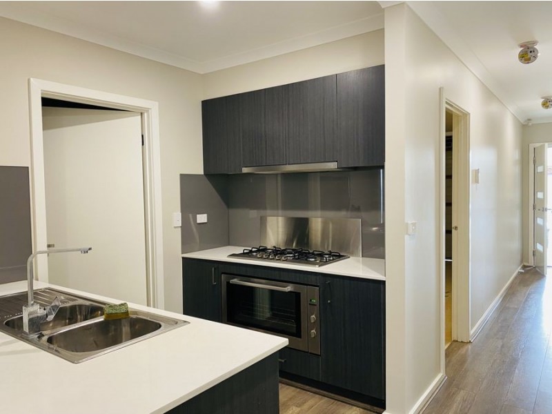 28 Colwood Avenue, Mickleham VIC 3064