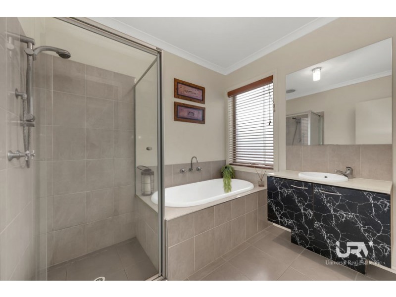 2 Ritaco Way, Wallan VIC 3756